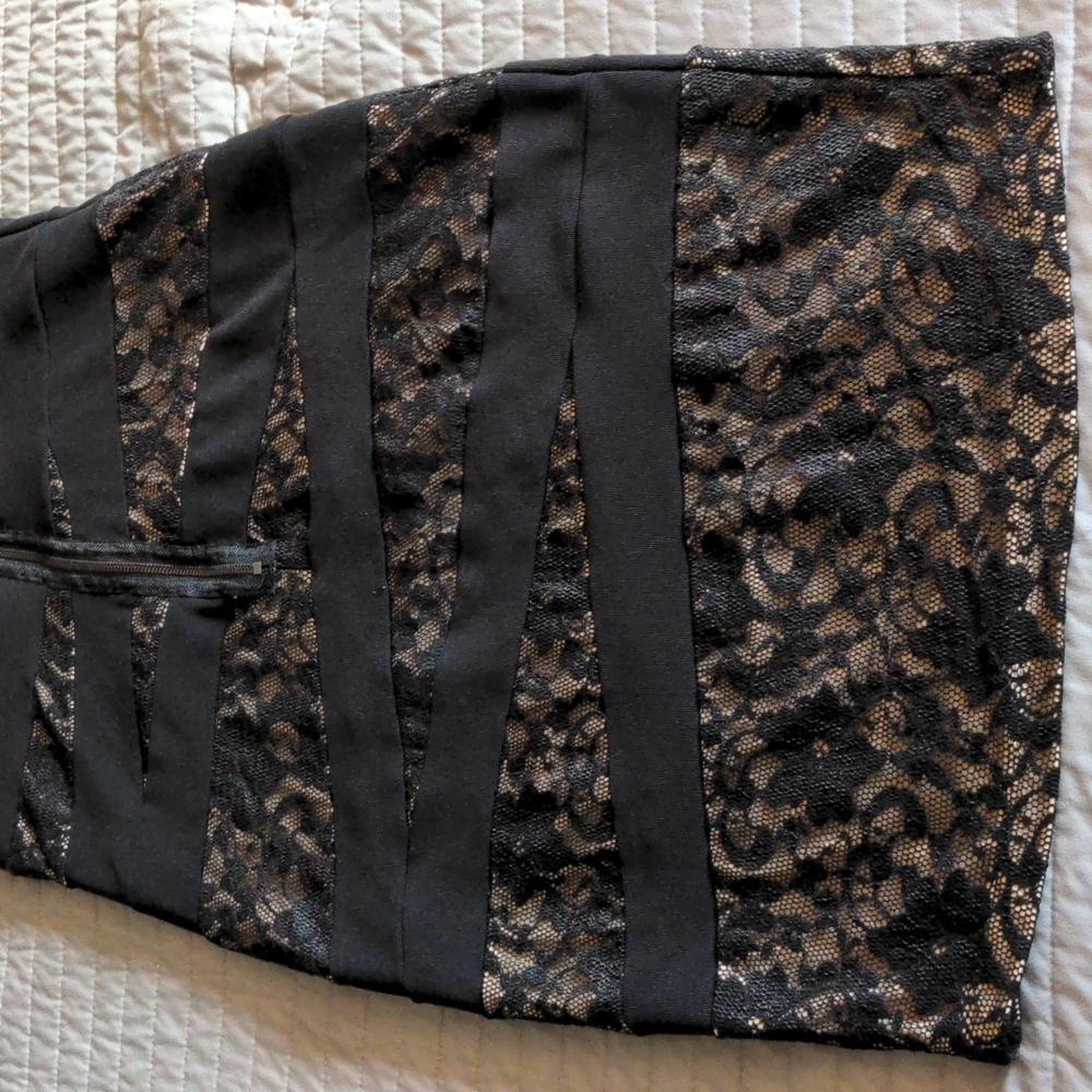 *SOLD*Torrid Black & Nude Lace Layered Bodycon Mini Dress - Picture 8 of 15